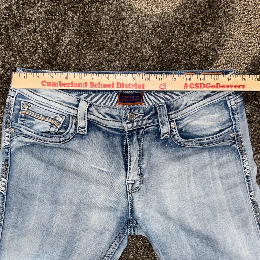 Rock Revival Faded Blue straight leg Jeans - Picture 7 of 9